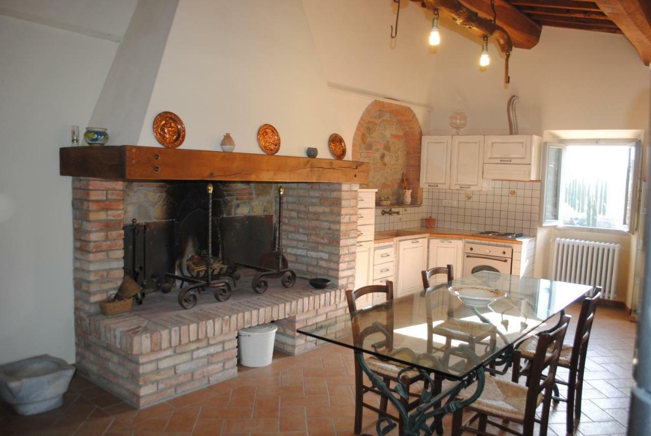 Agriturismo Fattoria Di Malavolta Florencia Exterior foto